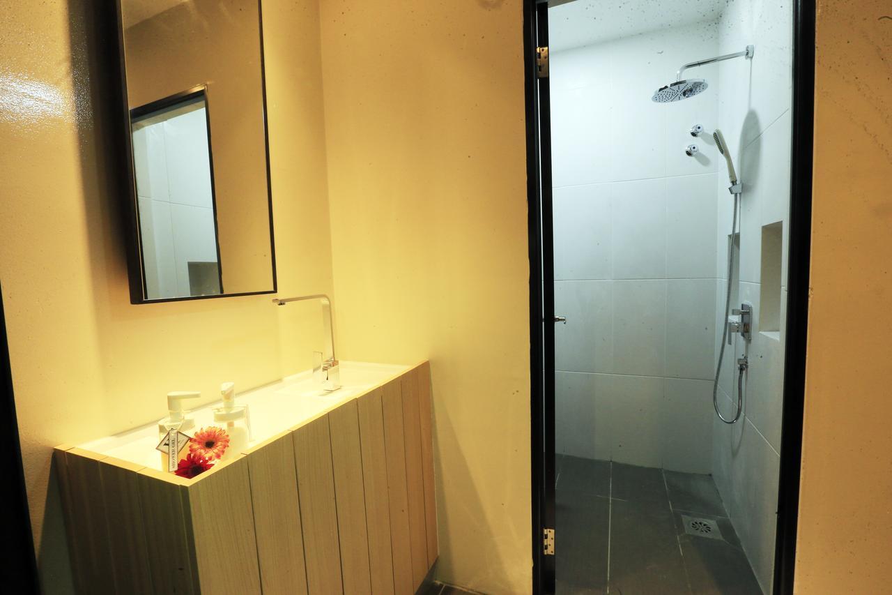 VI Boutique Hotel Kuala Selangor Exteriör bild